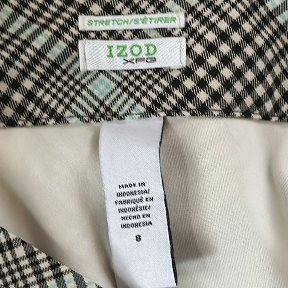 IZOD - Picture 9 of 12
